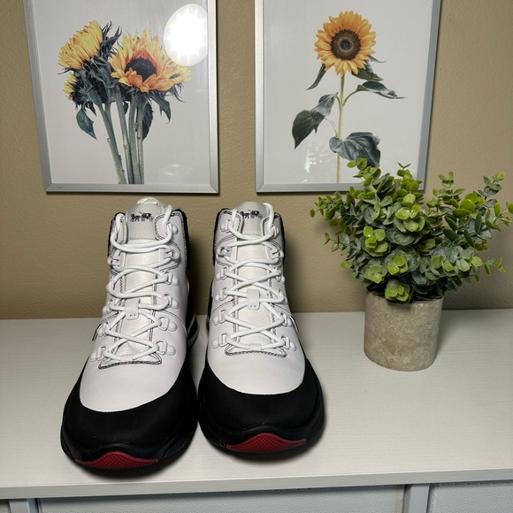 COACH Citysole Hiker White Boots - Picture 3 of 5